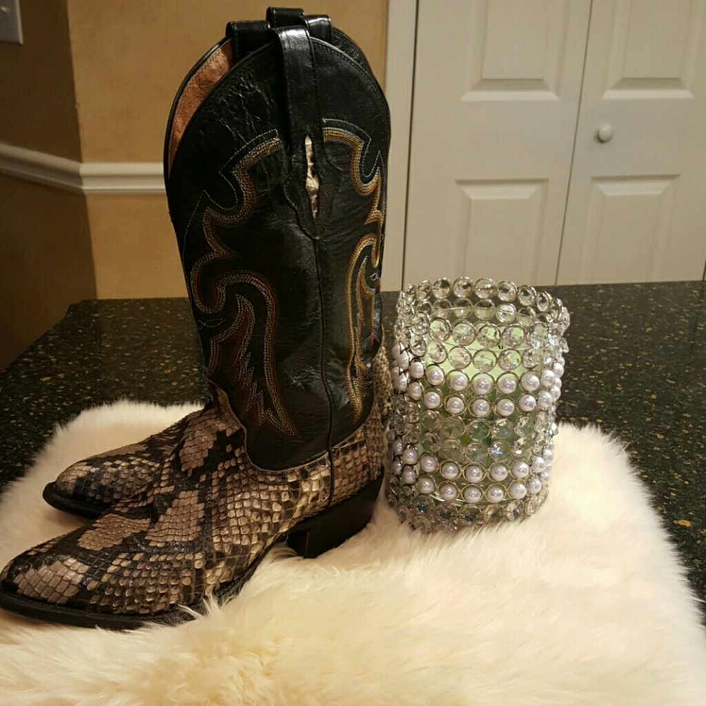 Beautiful Lucchese Mens Boots!